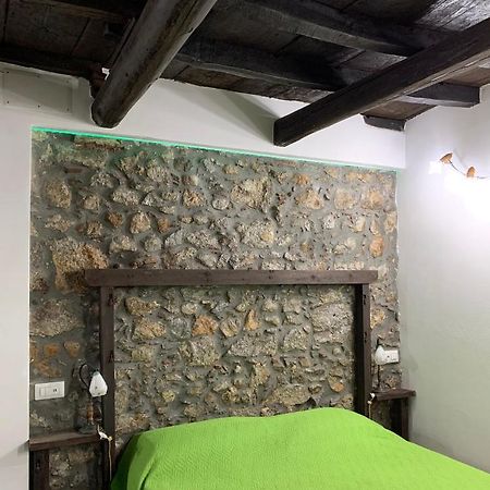 Conte'S House Apartment เชฟาลู ภายนอก รูปภาพ