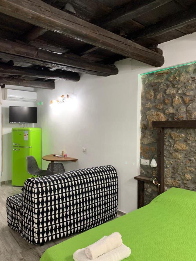 Conte'S House Apartment เชฟาลู ภายนอก รูปภาพ
